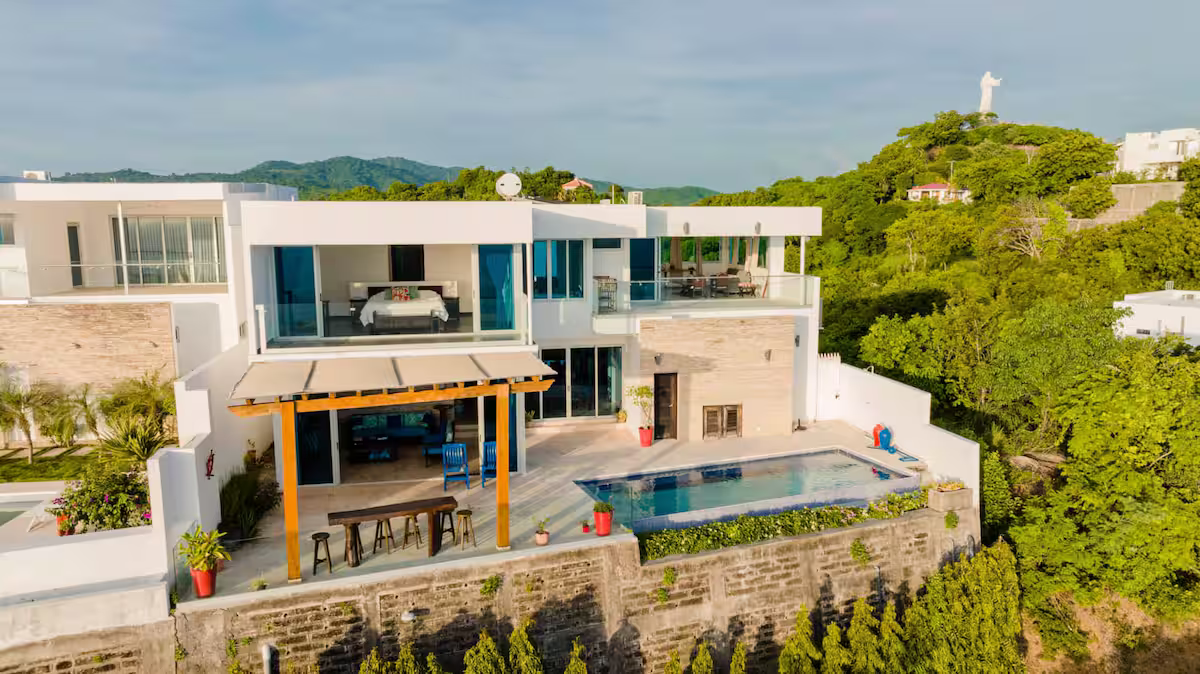 Exterior4