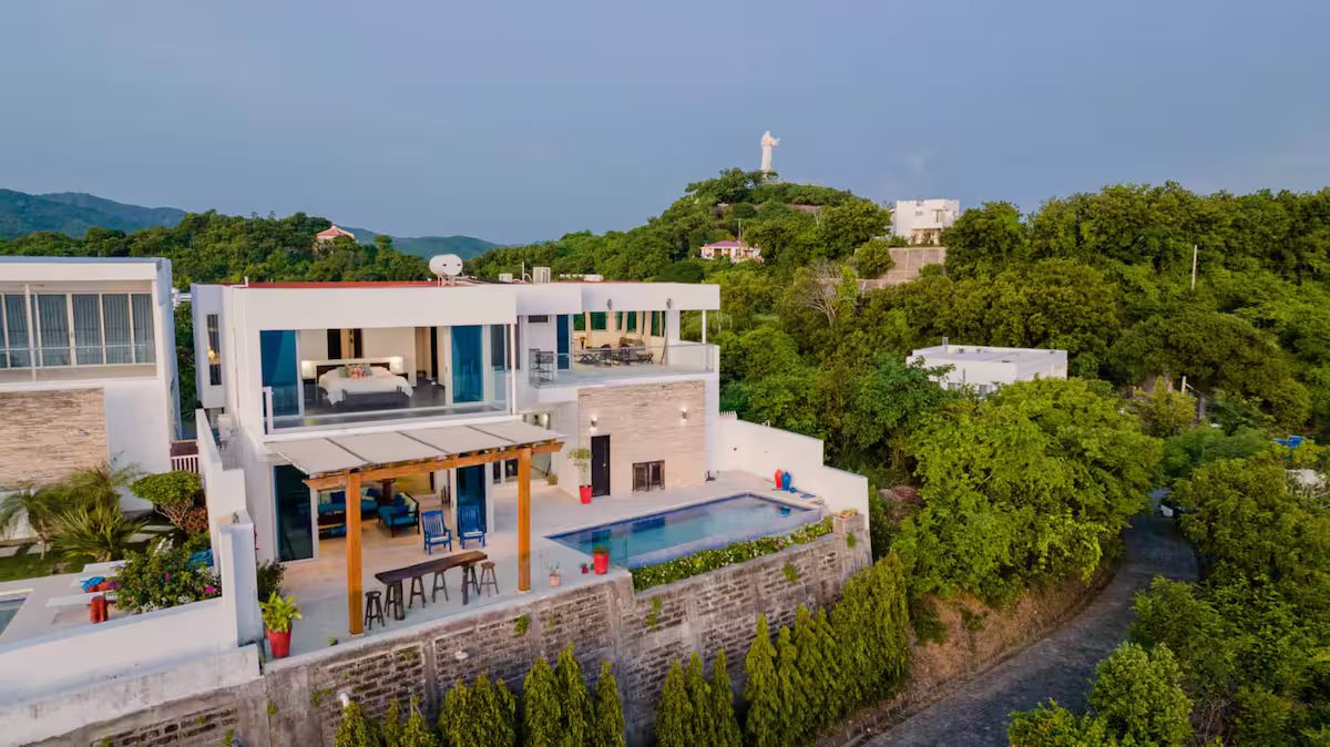 Exterior6